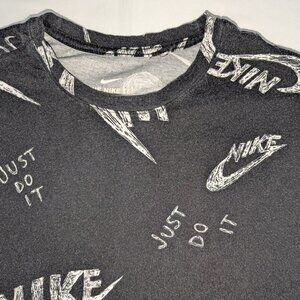 Nike Swoosh "Just Do It" Charcoal White Chalkboard AOP T-Shirt Tee Large